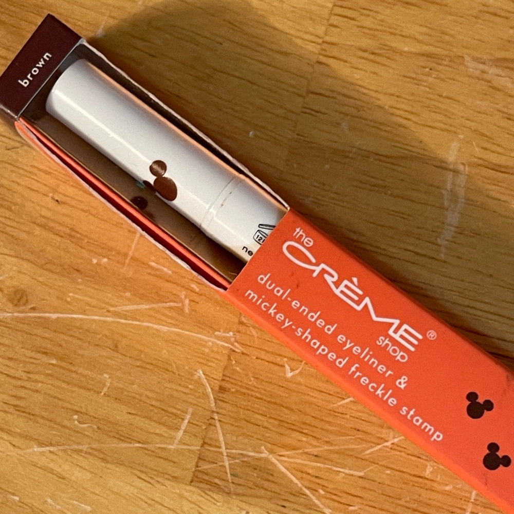 🔥 SOLD🔥The Crème Shop | Disney: Dual-Ended Eyeliner & Mickey Shaped Freckle - Picture 5 of 6
